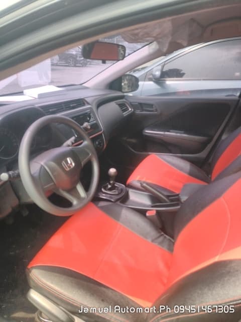 Car gallery image