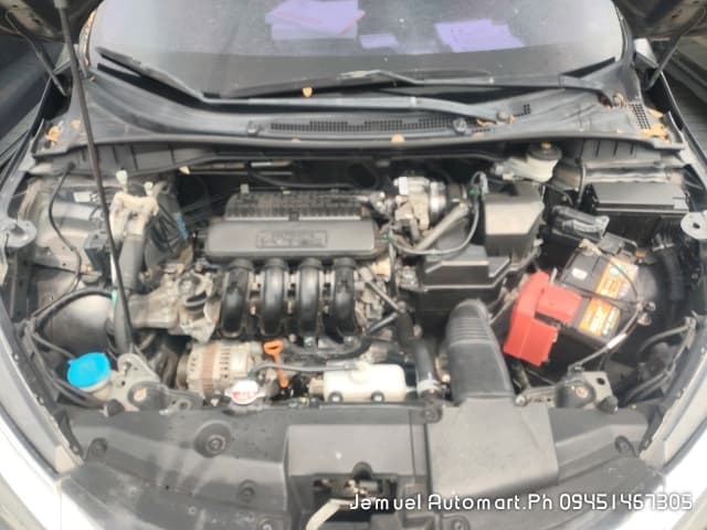 Car gallery image