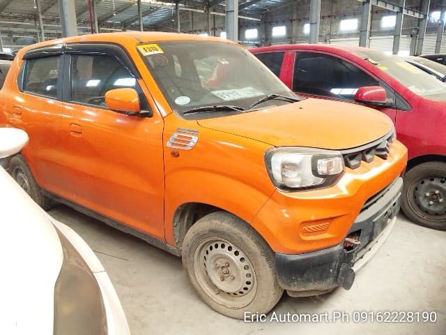 Car gallery image