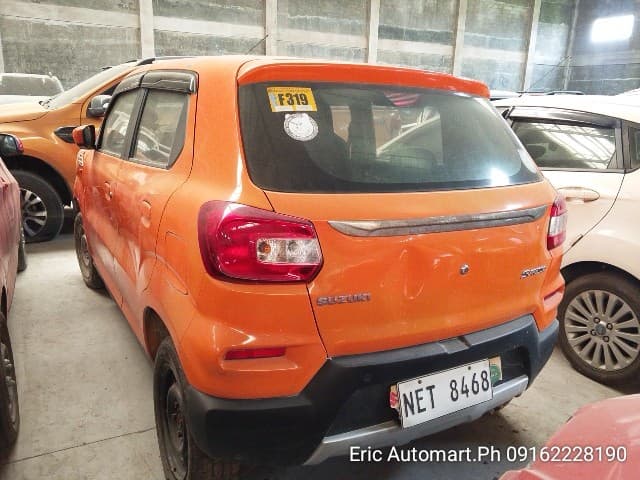 Car gallery image
