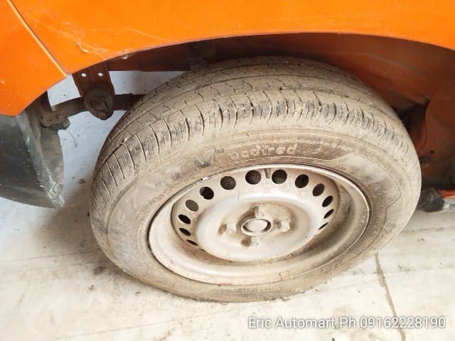 Car gallery image