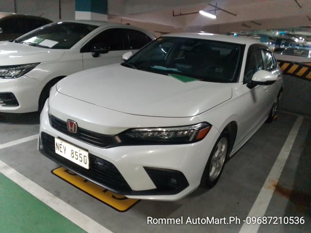 Car gallery image