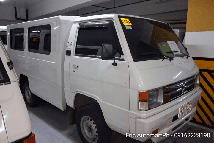 2025 Mitsubishi L300 FB Exceed 