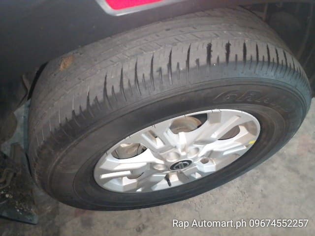 Car gallery image