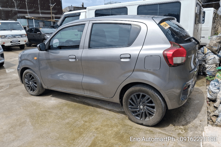 Car gallery image