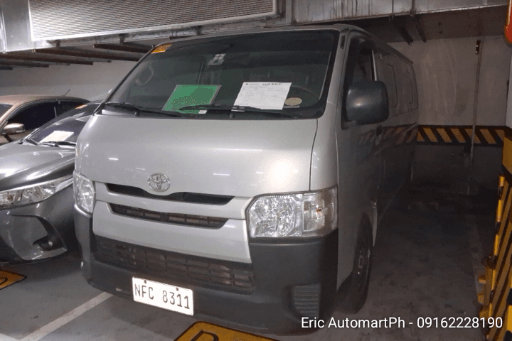 Car gallery image
