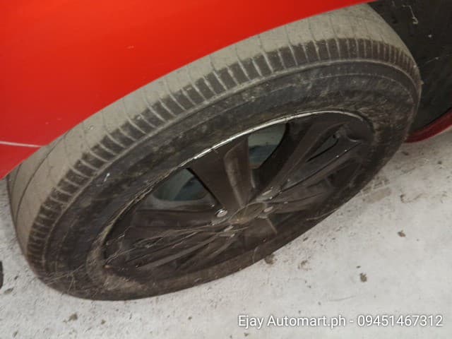 Car gallery image