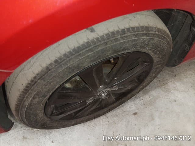 Car gallery image