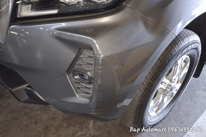 Car gallery image