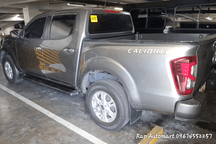 Car gallery image