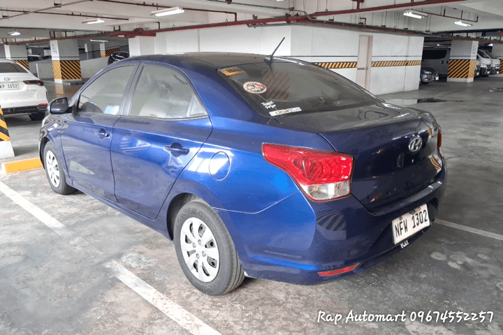 Car gallery image