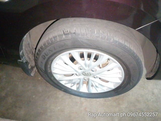 Car gallery image