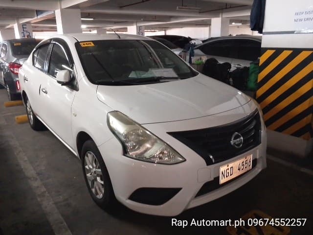 Car gallery image