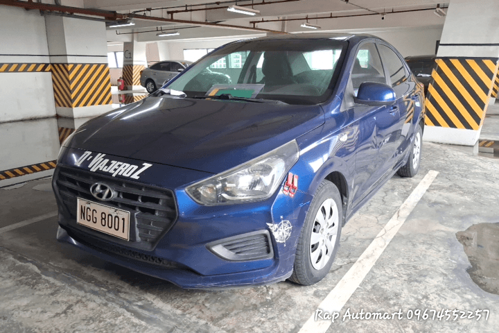 Car gallery image