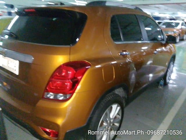 Car gallery image