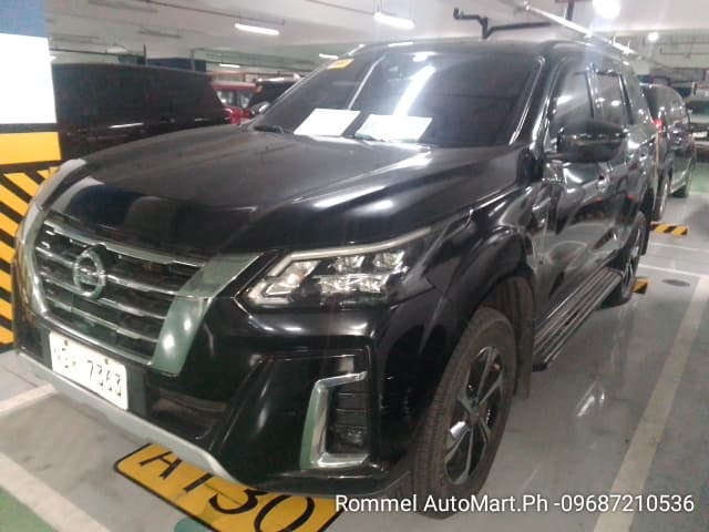 Car gallery image