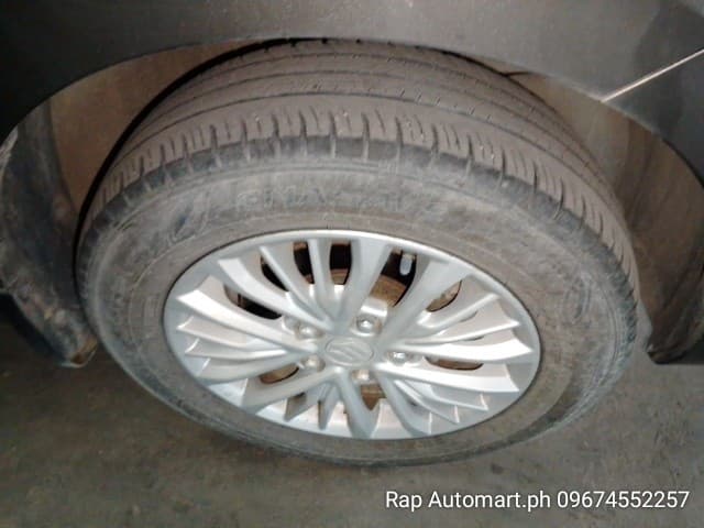 Car gallery image