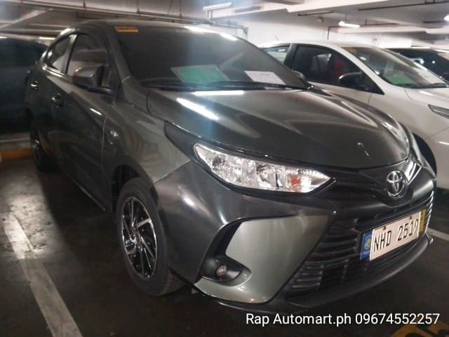 Car gallery image