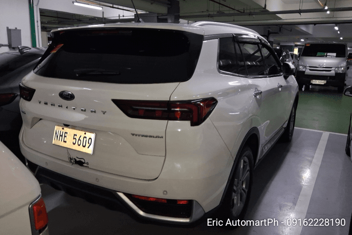 Car gallery image