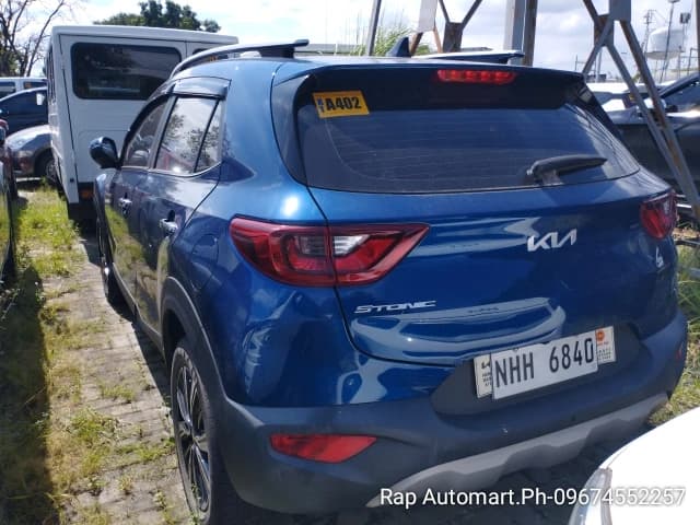 Car gallery image