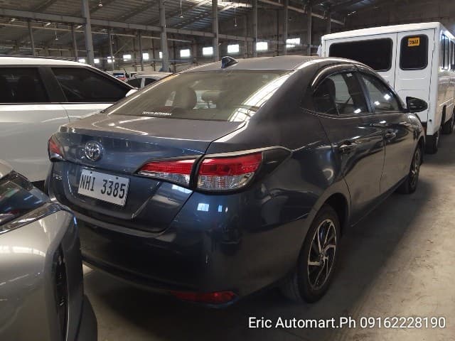 Car gallery image
