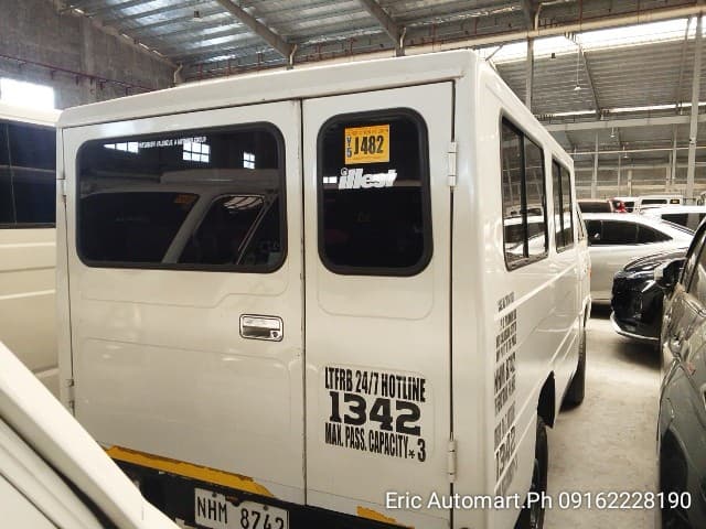 Car gallery image