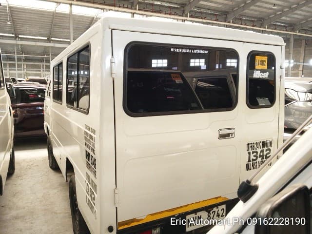 Car gallery image
