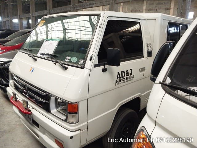 Car gallery image