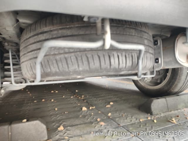 Car gallery image