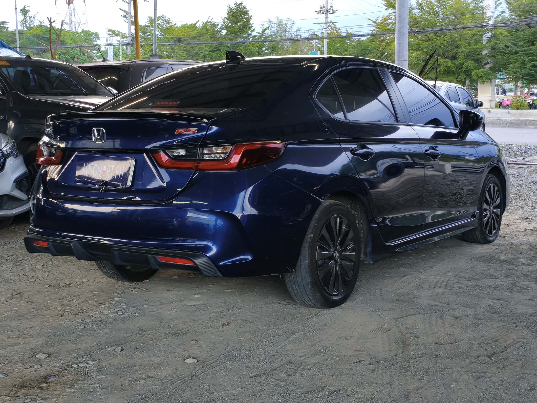 Car gallery image