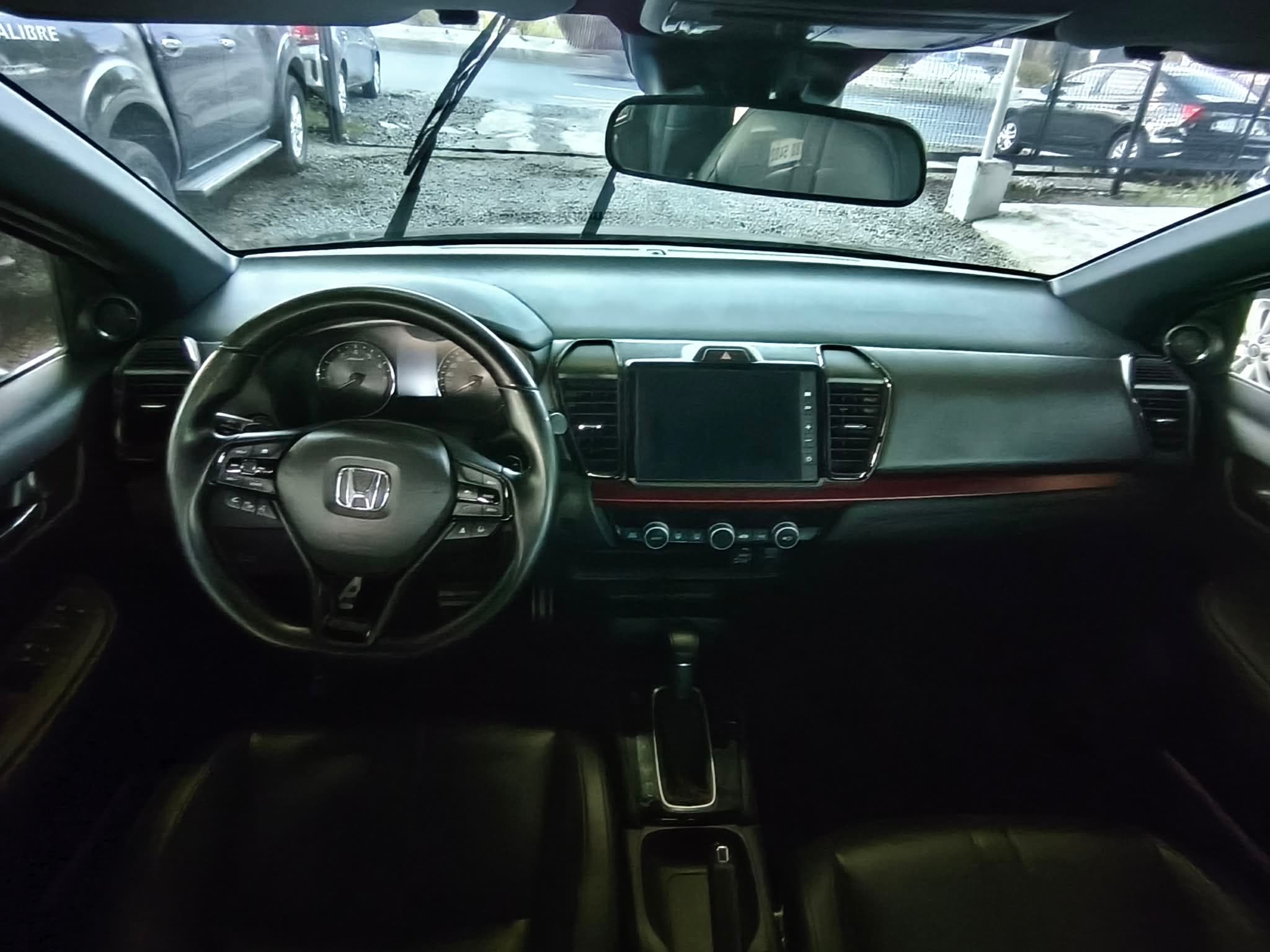Car gallery image