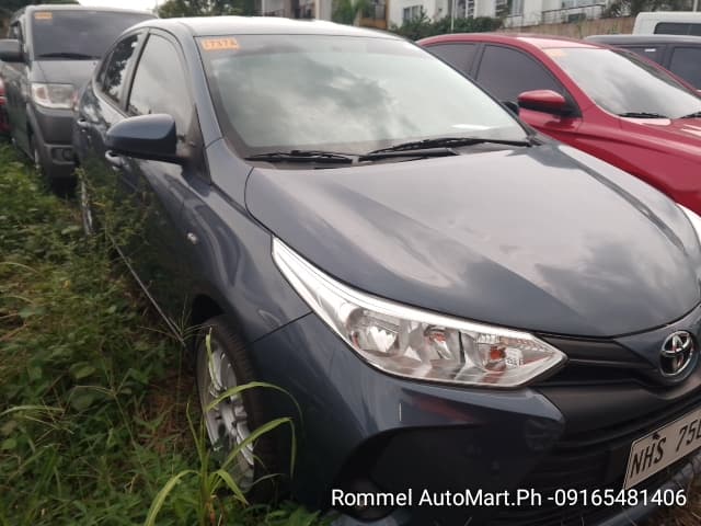 Car gallery image