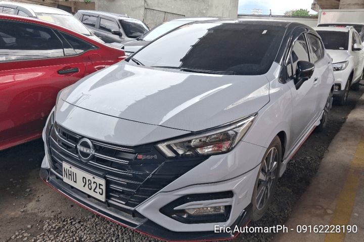 Car gallery image