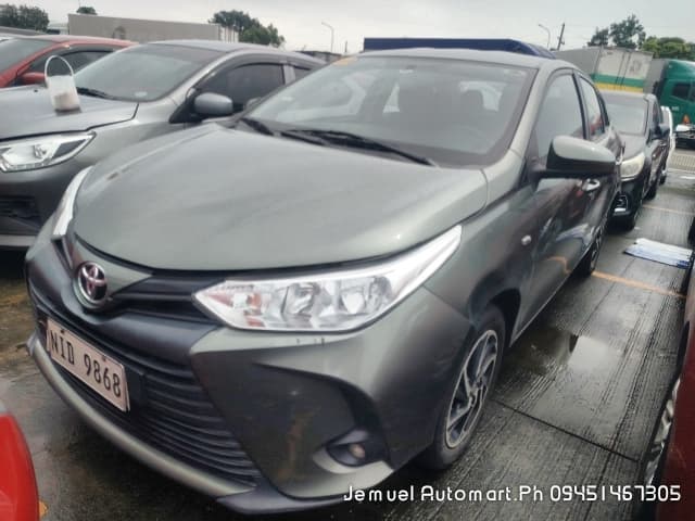 Car gallery image