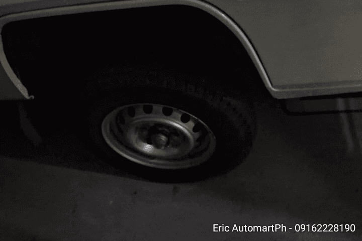 Car gallery image