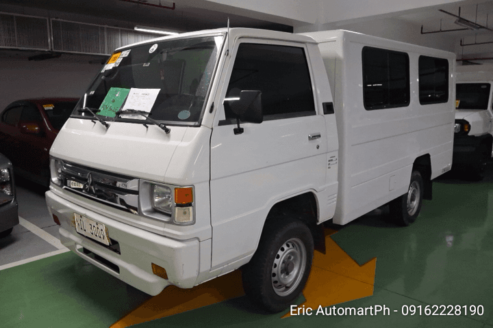 Car gallery image