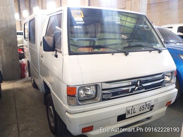 Car gallery image