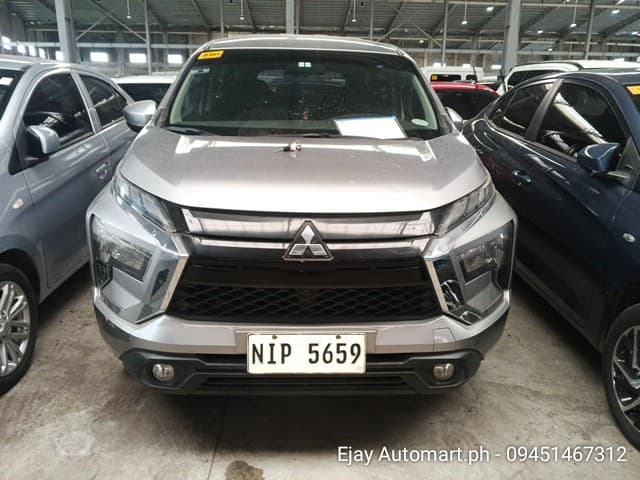 Car gallery image
