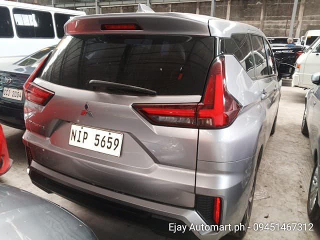 Car gallery image