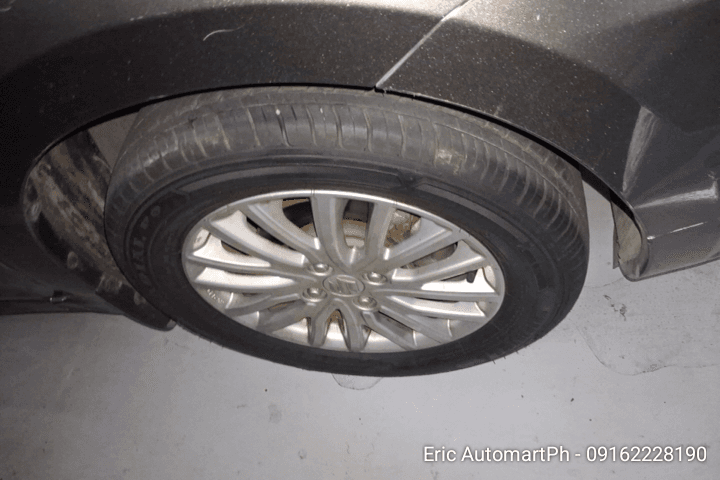 Car gallery image