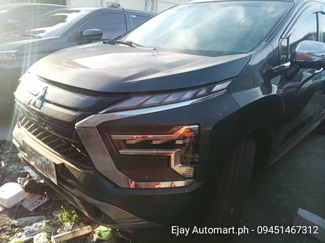 Car gallery image