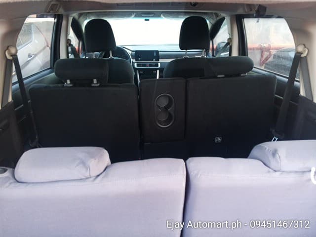 Car gallery image