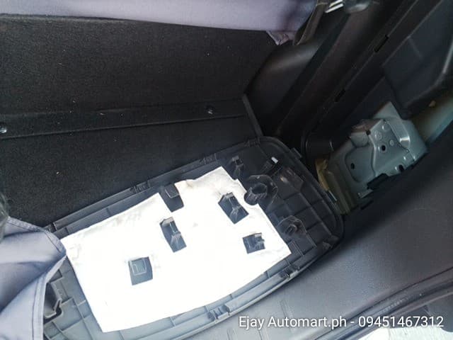 Car gallery image