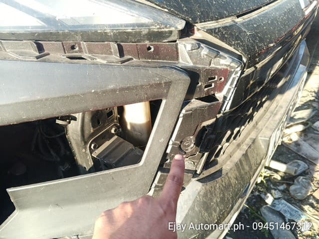 Car gallery image