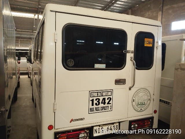 Car gallery image