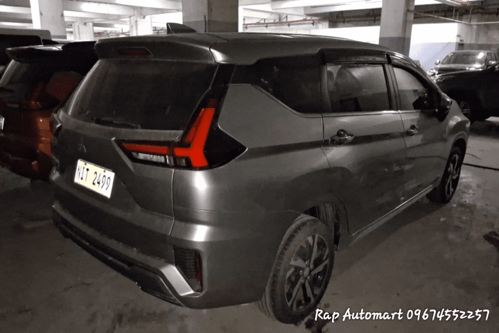 Car gallery image