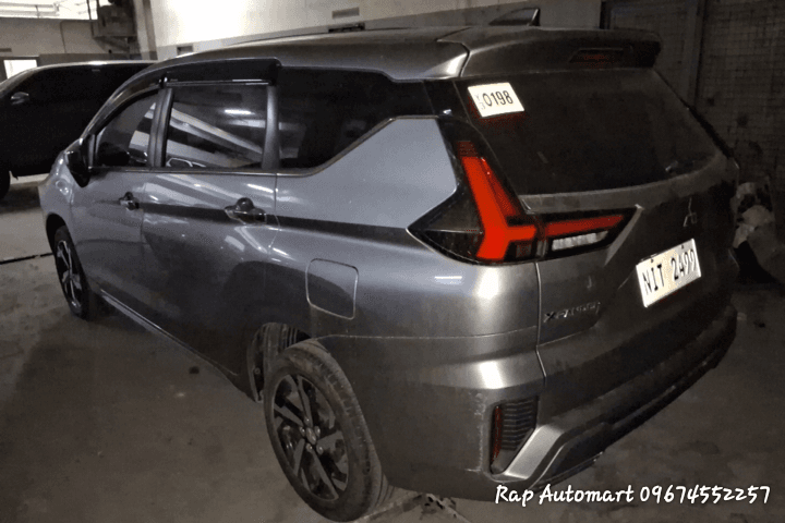Car gallery image