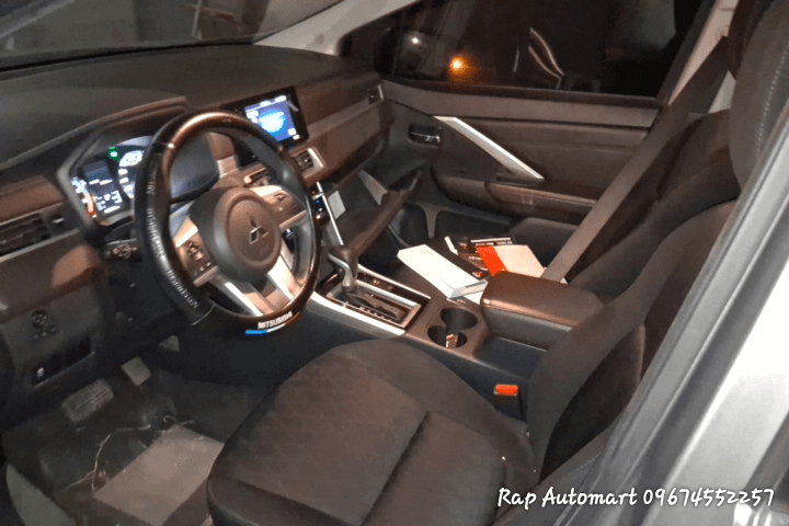 Car gallery image