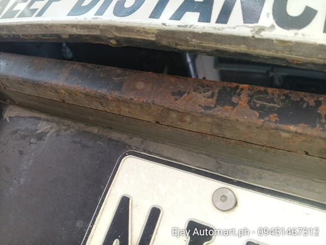 Car gallery image