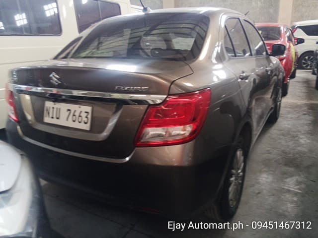 Car gallery image
